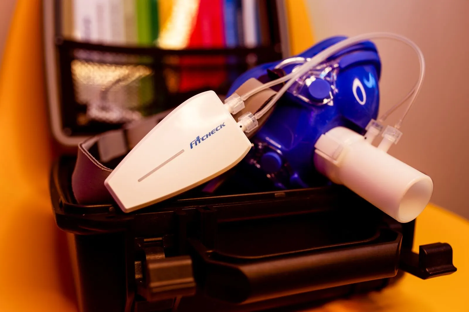Kit Fitcheck: sensor Bluetooth, máscara e maleta de transporte